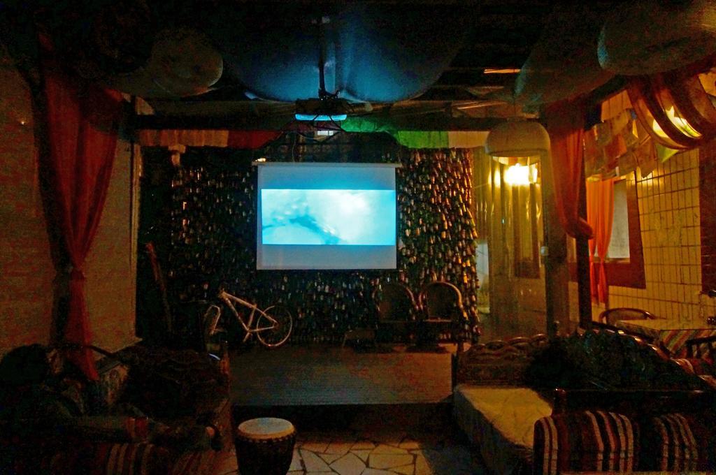 Dengba Hostel Chengdu Branch Экстерьер фото