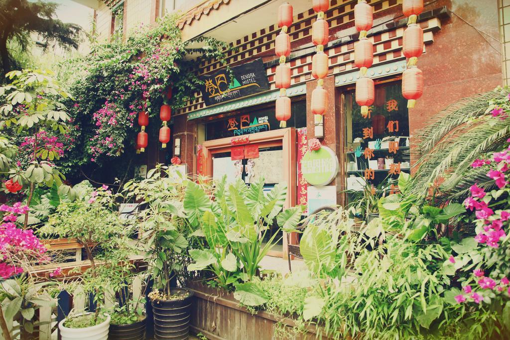 Dengba Hostel Chengdu Branch Экстерьер фото