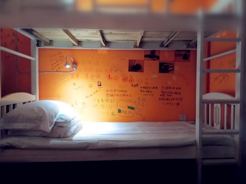 Dengba Hostel Chengdu Branch Экстерьер фото